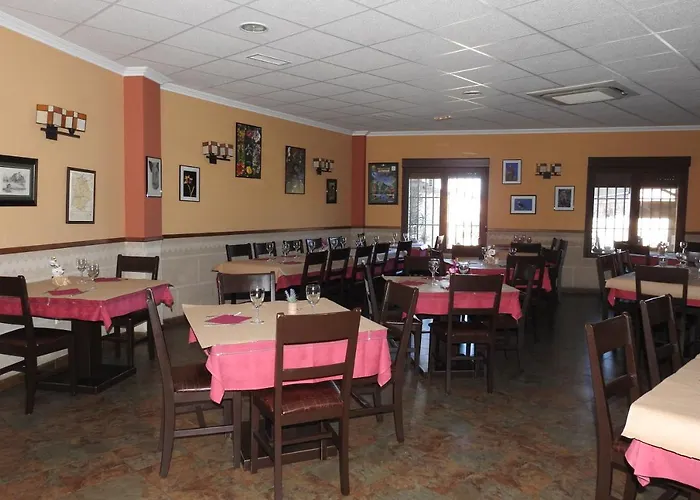 Monfragüe * Villarreal de San Carlos